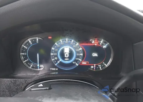 2019 Cadillac Escalade Esv Luxury z USA, uszkodzony, nr VIN 1GYS4HKJ4KR247144